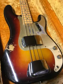 1958 FENDER GOLD GUARD PRECISION BASS SUNBURST – 100% ORIGINAL