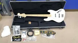 FENDER AM-STD-JB ELECTRIC BASS GUITAR