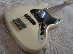 2010 FENDER USA AMERICAN SPECIAL JAZZ BASS OLYMPIC OFF WHITE