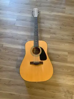 12-STRING ACOUSTIC FENDER GUITAR, EXCELLENT CONDITION