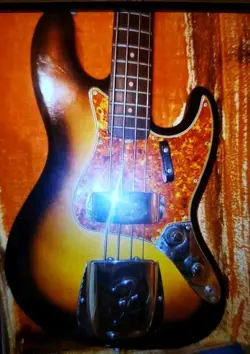 1960 FENDER JAZZ BASS 3 TONE SUNBURST VERY GOOD CONDITION FREE RETURN