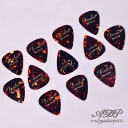 12 GUITAR PICKS FENDER CELLULOID 351 CLASSIC SHELL TORTOISE MEDIUM SHELL