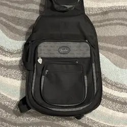 Fender "Deluxe Gig Bag" Padded Carrying Case for Electric Guitar (Medium) Fender
