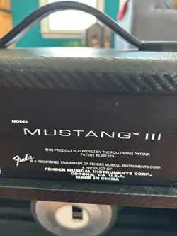 Fender Mustang III 100W Guitar Amp V1--- SEE INFO ON LED DISPLAY IN DESCRIPTION