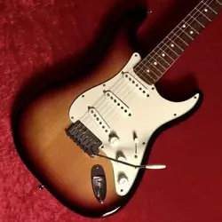 FENDER AM STD ST R 3TS ST ELECTRIC GUITAR