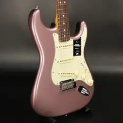 FENDER  AMERICAN PROFESSIONAL II STRATOCASTER BURGUNDY MIST METALLIC US240012124
