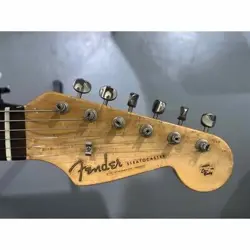 1993 FENDER CUSTOM SHOP STRATOCASTER NO.LG640