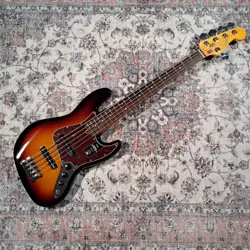 FENDER AM PRO II JB V RW 3TSB
