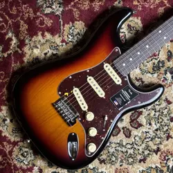 FENDER AMERICAN PROFESSIONAL II STRATOCASTER 3-COLOR SUNBURST #GG63X
