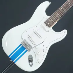 Fender 2023 Collection Traditional 60s Stratocaster (Olympic White with Blue Com