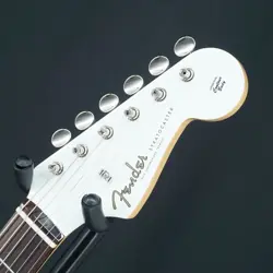 Fender 2023 Collection Traditional 60s Stratocaster (Olympic White with Blue Com