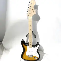 FENDER AFFINITY ST ELECTRIC GUITAR MAPLE FRETBOARD - ENTRY MODEL - USED