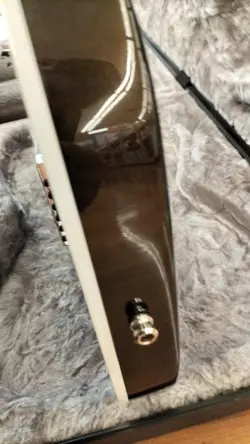 AMERICAN ULTRA TELE RW TXT Model No. AMERICAN ULTRA TELE RW TXT FENDER