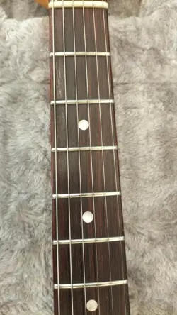 AMERICAN ULTRA TELE RW TXT Model No. AMERICAN ULTRA TELE RW TXT FENDER