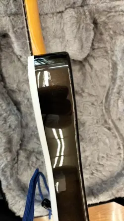 AMERICAN ULTRA TELE RW TXT Model No. AMERICAN ULTRA TELE RW TXT FENDER