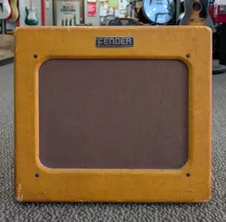 1952 FENDER DELUXE TWEED GUITAR TUBE AMPLIFIER TV FRONT 5A3 SERIAL # 5445