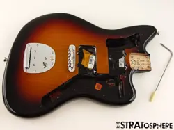 FENDER AMERICAN PROFESSIONAL II JAZZMASTER BODY & HARDWARE USA 3TS.