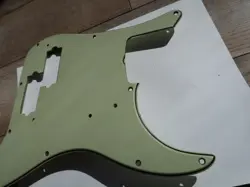 1960'S CELLULOID FENDER PRECISION PICKGUARD MINT GREEN USA VINTAGE 62 71 AVRI