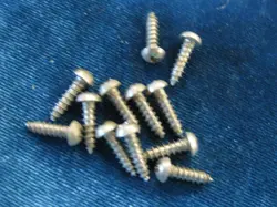 12 VINTAGE 1967-1975 FENDER TUNER SCREWS