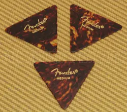 098-0355-30M (3) MEDIUM CLASSIC TORTOISE CELLULOID 355 SHAPE GUITAR PICK