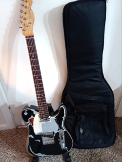 FENDER JOE STRUMMER TELECASTER ROAD WORN ELECTRIC GUITAR 2022 AND FREE GIG BAG