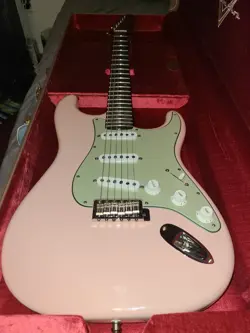 USA Fender Custom Shop  1960 Stratocaster NOS Shell Pink with OHSC and paperwork