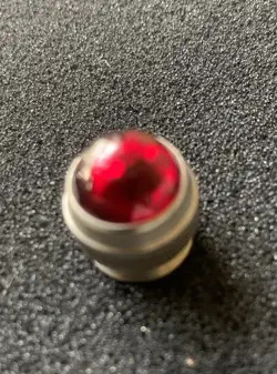 099-0952-000 (1) GENUINE FENDER GUITAR RED AMPLIFIER AMP JEWEL LIGHT BULB COVER