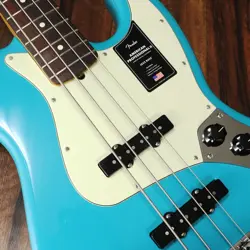 FENDER AMERICAN PROFESSIONAL II JAZZ BASS ROSEWOOD FINGERBOARD MIAMI BLUE