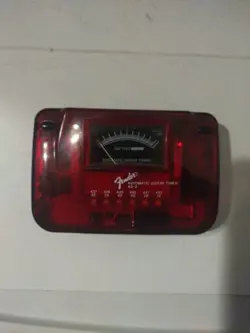 FENDER AG-6 PINK AUTOMATIC GUITAR TUNER W/NEW BATTERY!