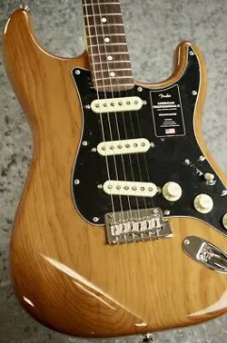 FENDER: AMERICAN PROFESSIONAL II ST RW ROASTED PINE US23033016 3.40KG