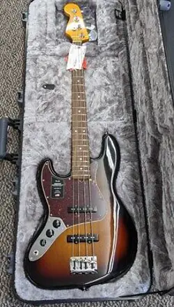 FENDER AMERICAN PROFESSIONAL II LEFT HANDED JAZZ BASS, 3 TONE SUNBURST 8.8 LBS
