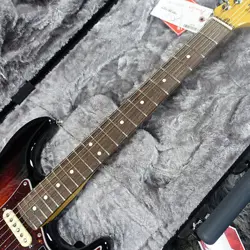 FENDER AMERICAN PROFESSIONAL II STRATOCASTER 3 COLOR SUNBURST