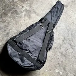 BLACK FENDER THIN BACKPACK STYLE ELECTRIC GUITAR GIG BAG WITH WHITE FENDER LOGO