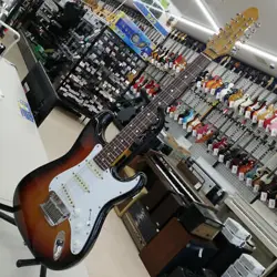 12 STRING STRATOCASTER MODEL NUMBER  STRATOCASTER XII FENDER JAPAN