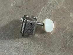 1958 1959 1960 1961 FENDER LOW E GUITAR TUNER TUNING PEG MUSICMASTER DUO SONIC