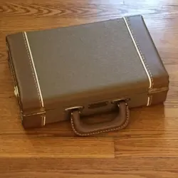 CASE HOHNER