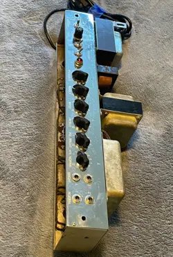 1958 FENDER TWEED BASSMAN 5F6-A ORIGINAL VINTAGE CHASSIS PRE CBS FENDER TUBE AMP