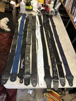 10 GUITAR STRAP LOT VINTAGE USED LEVYS, FENDER,DUNLOP, GET M GETS,FT BYRON #3