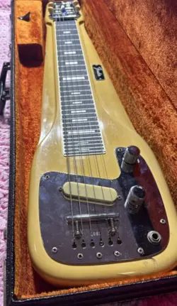 1960S FENDER STEEL LAP GUITAR 6 STRING - WORKS WONDERFULLY - ORIGINAL HARD CASE