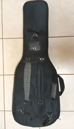 Fender "Deluxe Gig Bag" Padded Carrying Case for Electric Guitar (Medium)