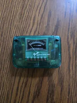 FENDER AG-6 AUTOMATIC GUITAR MUSICAL INSTRUMENTS TUNER GREEN