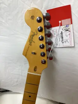 LEFTY 2023 FENDER AMERICAN PROFESSIONAL II STRATOCASTER NECK & TUNERS MINT