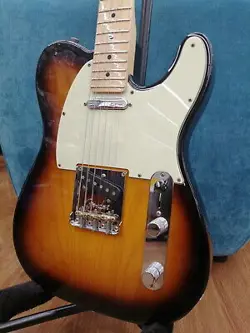 FENDER AM PRO TELE 2018 USED 2018 ALDER BODY MAPLE NECK/FINGERBOARD W/HARD CASE