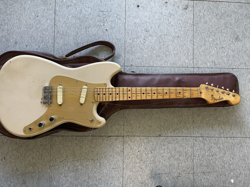 1957 FENDER DUO SONIC GUITAR
