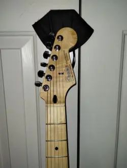 2001 Fender Stratocaster. Played 2x. Still Have Original Bill of Sale $595 Mint!