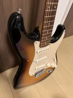 ● Squire by Fender Stratocaster Stratocaster Sunburst #QP0V5Z