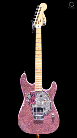 RICCIO X FENDER SQUIER HELLO KITTY STRATOCASTER | SWAROVSKI CRYSTALS | GUITAR