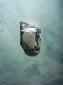 VINTAGE FENDER STRATOCASTER MUSTANG CHROME GUITAR TUNER GEAR COVER BACK 60S -70S