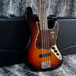 FENDER AMERICAN PROFESSIONAL II JAZZ BASS ROSEWOOD FINGERBOARD 3 COLOR SUNBURST