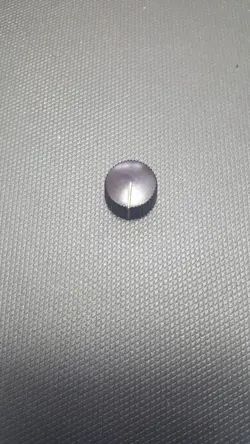 1962 FENDER BROWN AMP KNOB.NICE CONDITION.